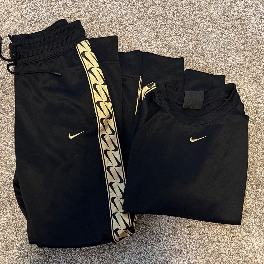 Nike Black and Gold Athletic Set